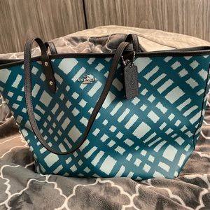 Coach Tote